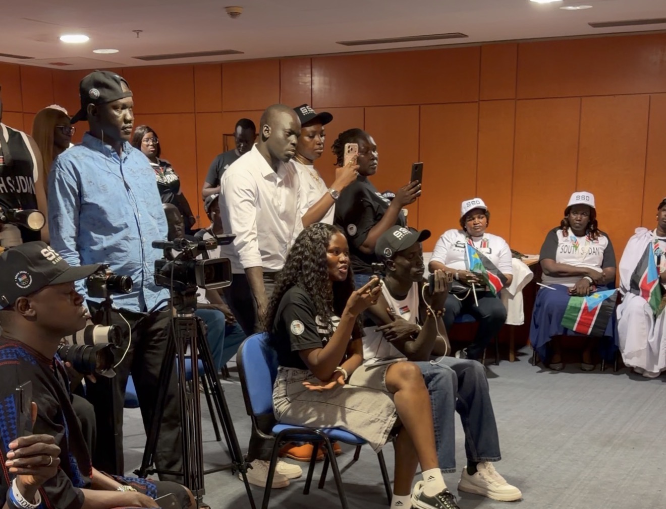  A HISTORIC FIRST: SSNOC FACILITATES FIRST-EVER PRESS BRIEFING BETWEEN THE BRIGHT STARS AND SOUTH SUDANESE JOURNALISTS